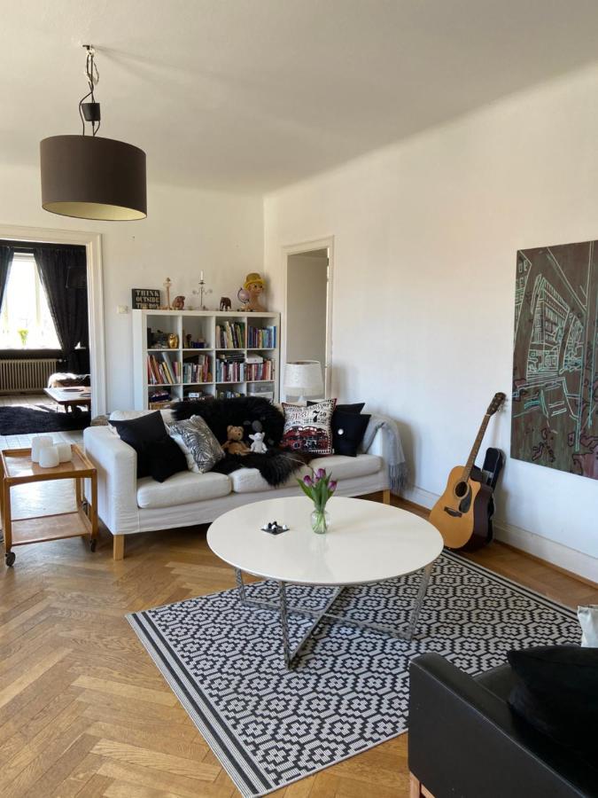 Our House Bed and Breakfast Ystad Buitenkant foto