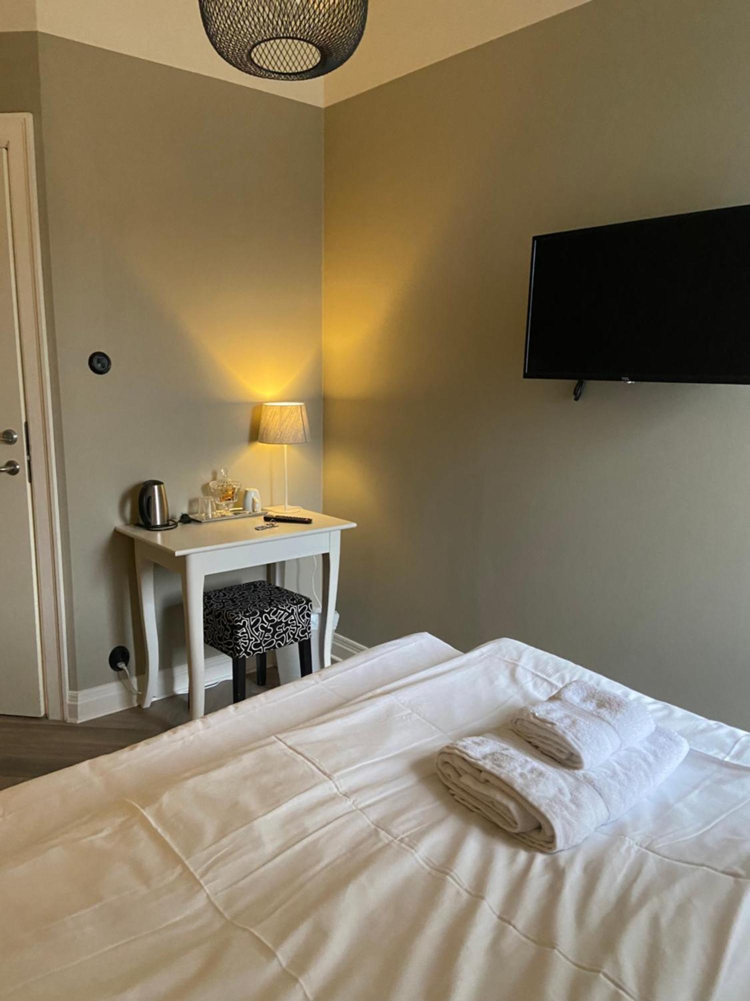 Our House Bed and Breakfast Ystad Buitenkant foto