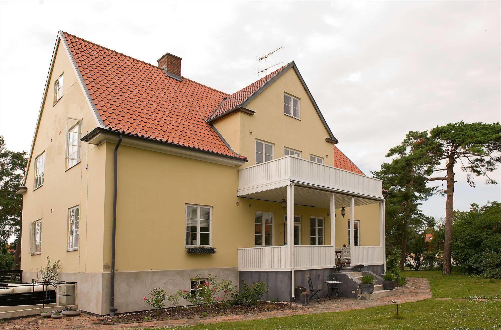 Our House Bed and Breakfast Ystad Buitenkant foto